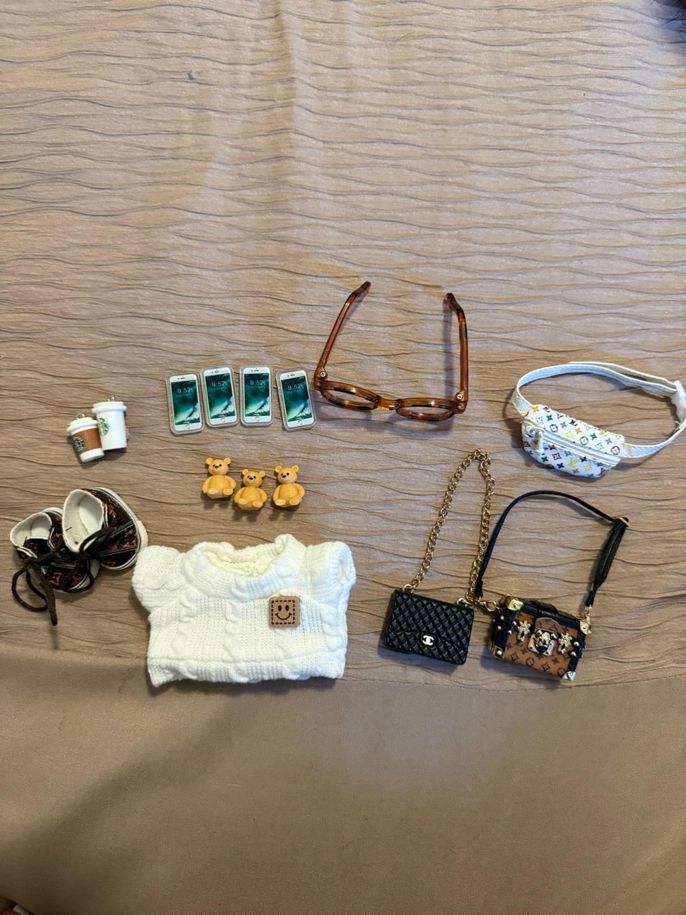 Labubu accessories